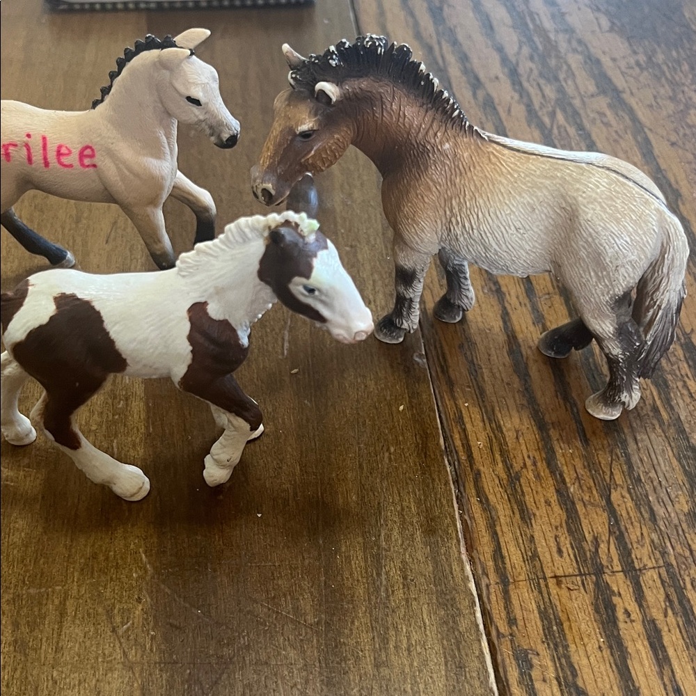 Schleich Set of 3 Horse Figurines